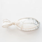 Cargar imagen en el visor de la galería, Opal Pendant weaved in Sterling Silver - side view - BellaChel Jeweler
