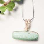 Cargar imagen en el visor de la galería, Blue Crystal Necklace in Sterling Silver - BellaChel Jeweler
