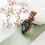 Cargar imagen en el visor de la galería, Labradorite Gemstone Pendant in Antique Copper Side View - BellaChel Jeweler

