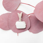 Cargar imagen en el visor de la galería, Celestial Collection - Real Shell Pendant - back view - BellaChel Jeweler

