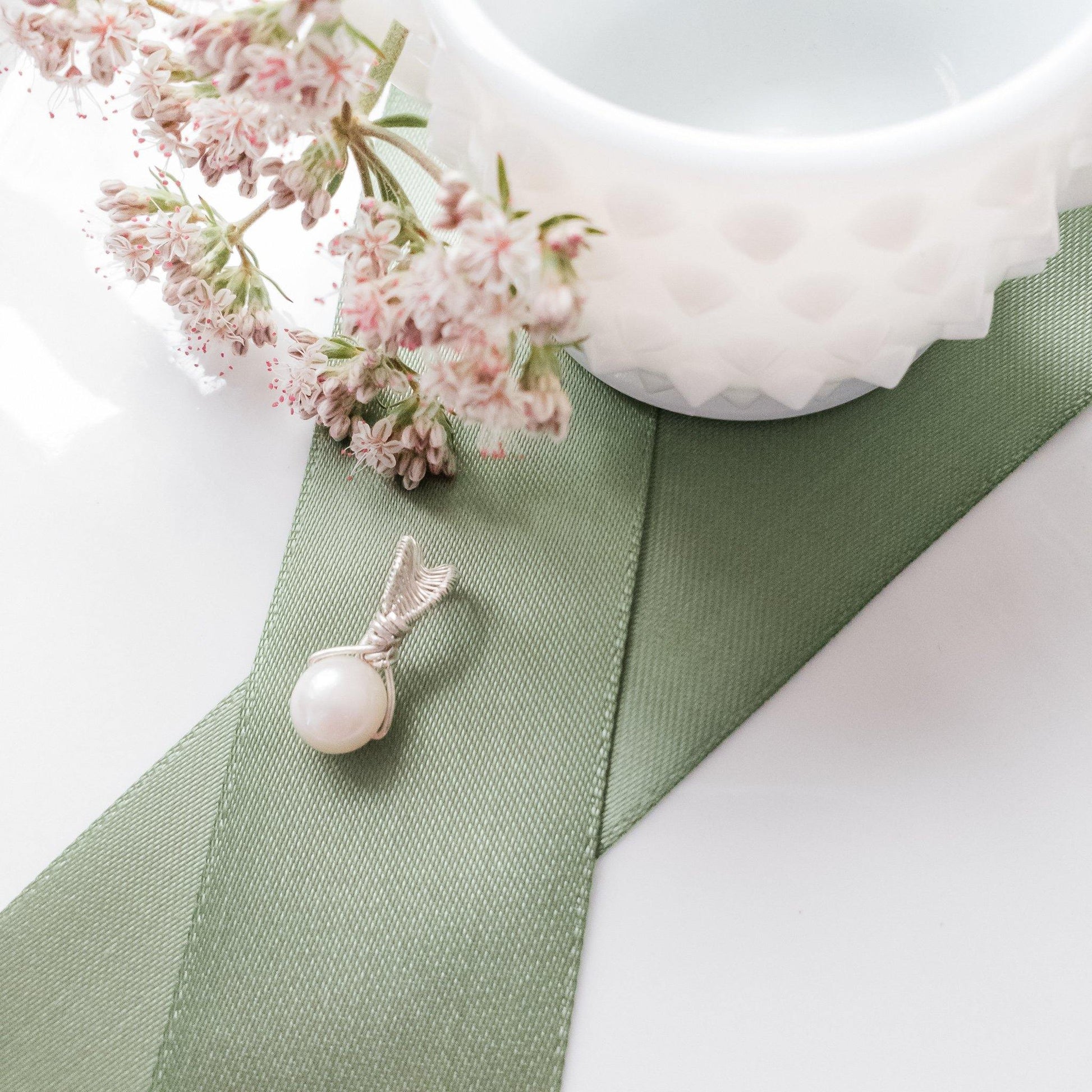 Elegant Minimalist Pearl Pendant weaved in Sterling Silver - BellaChel Jeweler