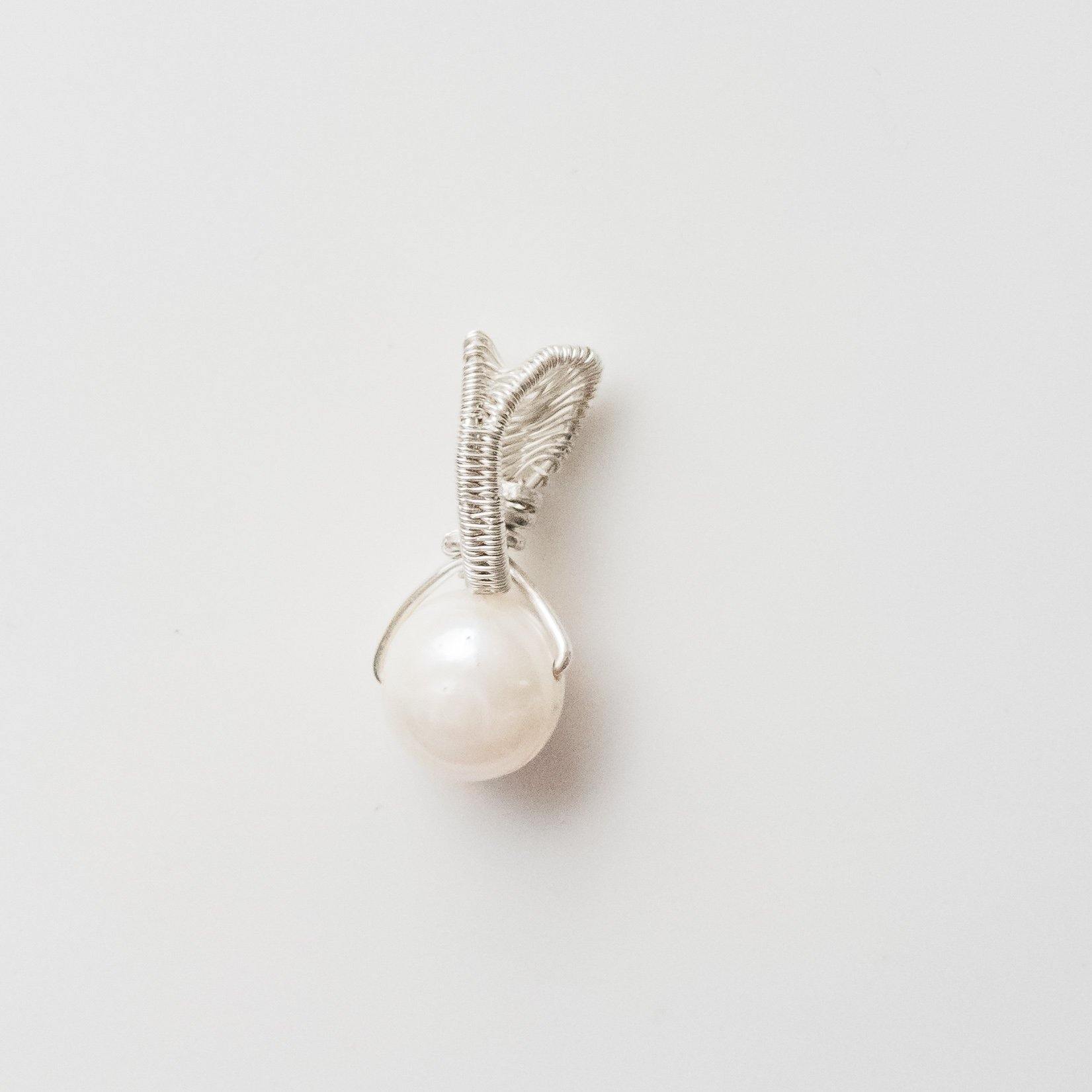 Single Pearl Necklace Pendant in Sterling Silver designed to be worn on both sides - BellaChel Jeweler