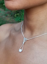 Cargar imagen en el visor de la galería, Moonstone in Sterling Silver 925 Necklace - BellaChel Jeweler
