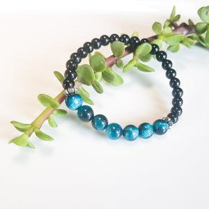 Laguna Collection - Powerful Healing Blue Tiger Eye Bracelet with Black Onyx - top view - BellaChel Jeweler
