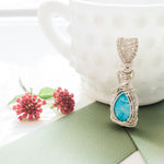 Cargar imagen en el visor de la galería, Laguna Collection -Stunning Authentic Turquoise Necklace in Sterling Silver - Neith Style close up front view - BellaChel Jeweler

