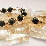 Cargar imagen en el visor de la galería, Dark Jade Wire Wrapped Bracelet
