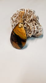 Load image into Gallery viewer, Large Tiger Eye Pendant
